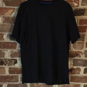 Men’s black Tommy Bahama t shirt